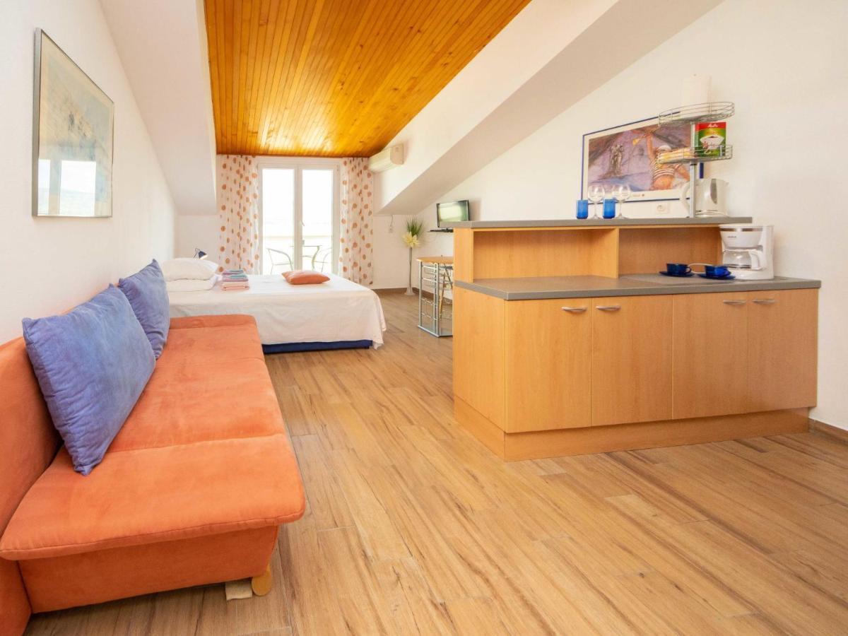 Apartment Apartment Saric-2 By Interhome *