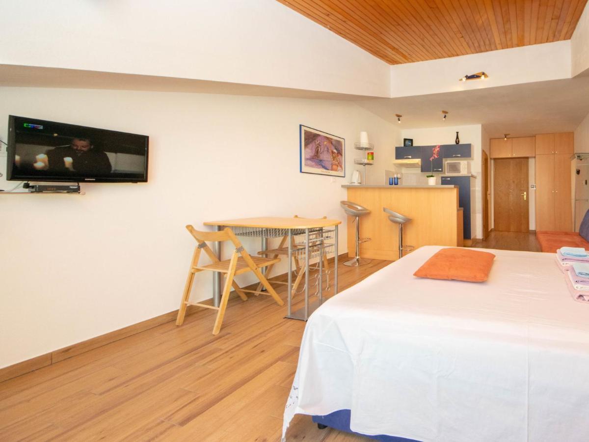 Apartment Apartment Saric-2 By Interhome